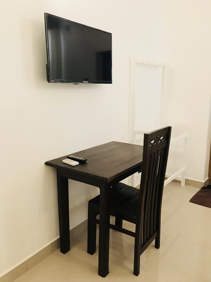 Royal White Tourist Rest Hotel Anuradhapura Luaran gambar