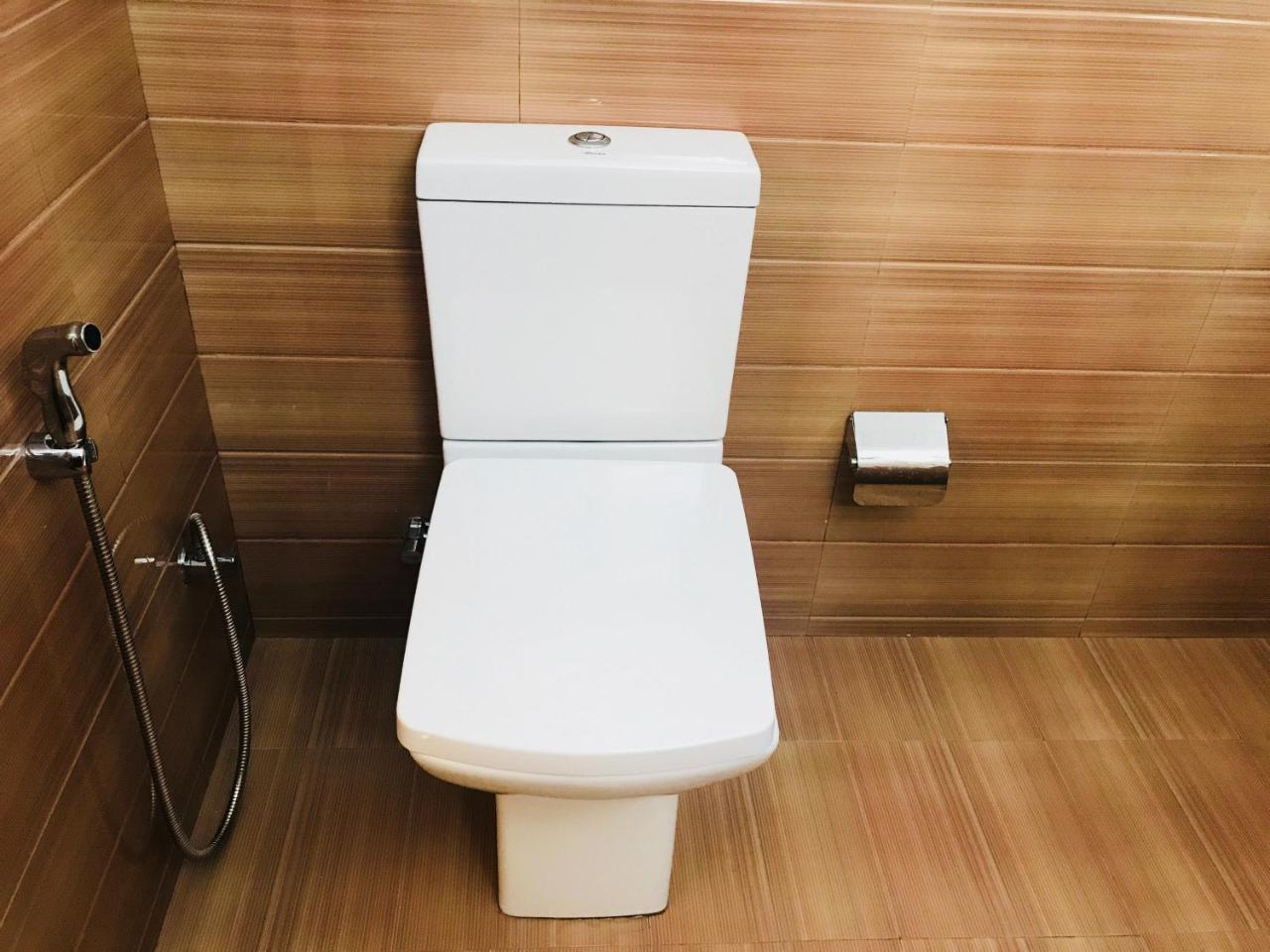 Royal White Tourist Rest Hotel Anuradhapura Bilik gambar