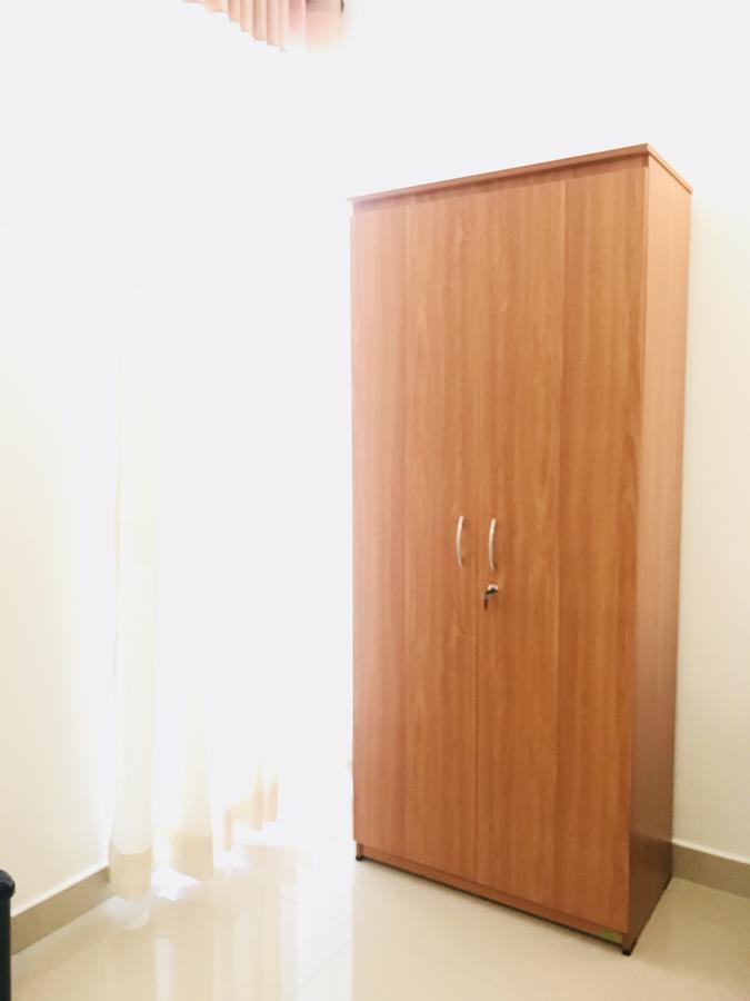 Royal White Tourist Rest Hotel Anuradhapura Luaran gambar